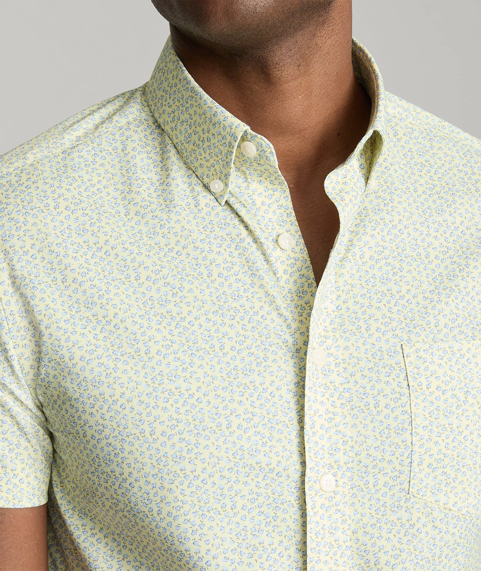 Performance Short-Sleeve Shirt With Pocket Ruffle Edge