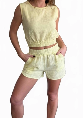 Elastic Waist Pocket Short In Sunlight Ventilated Mesh Panels