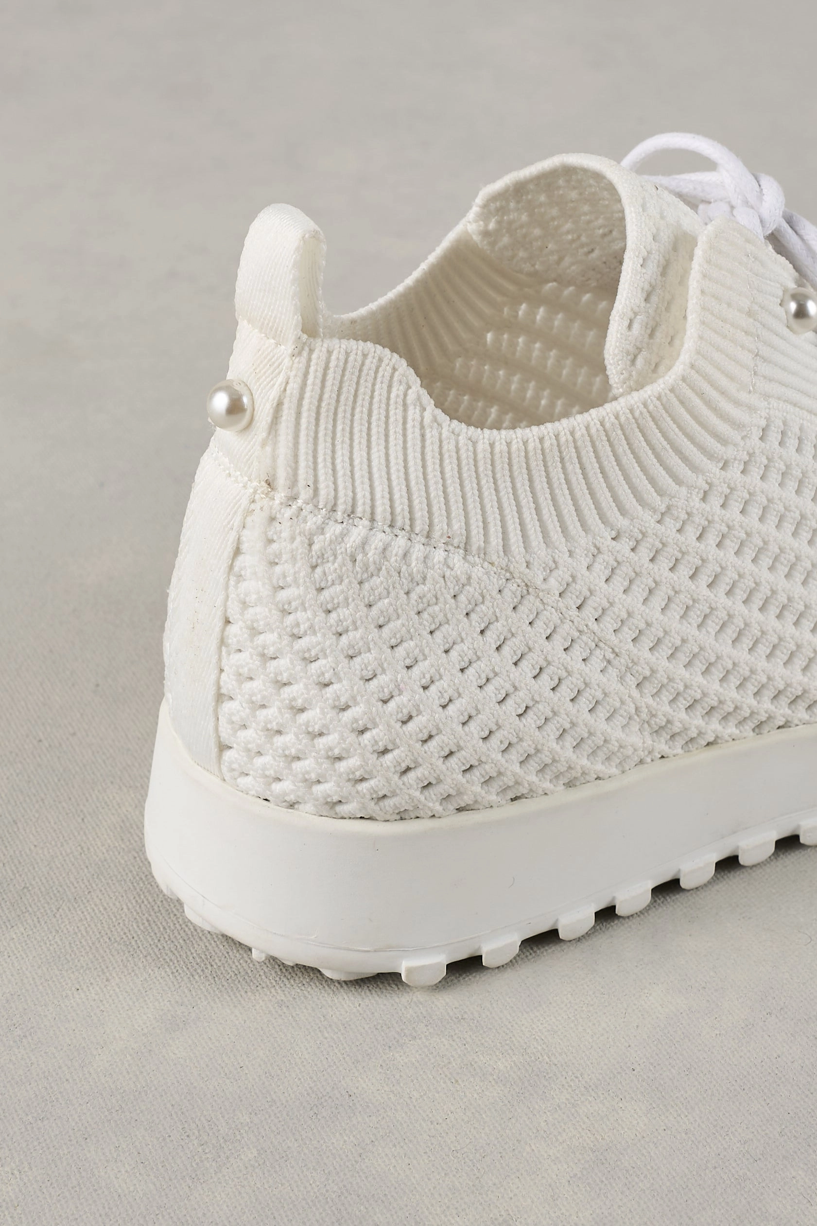All-Purpose Wear High Performance Fit Perla Knit Sneaker - White