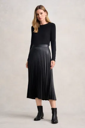 Pleated Faux Leather Skirt - Black Crochet Style