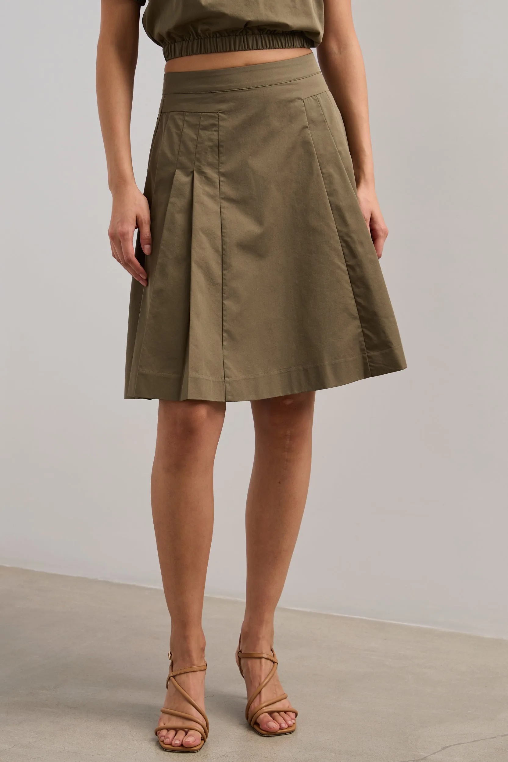 Clean Lines Wardrobe Classic Pleated Flare Skirt