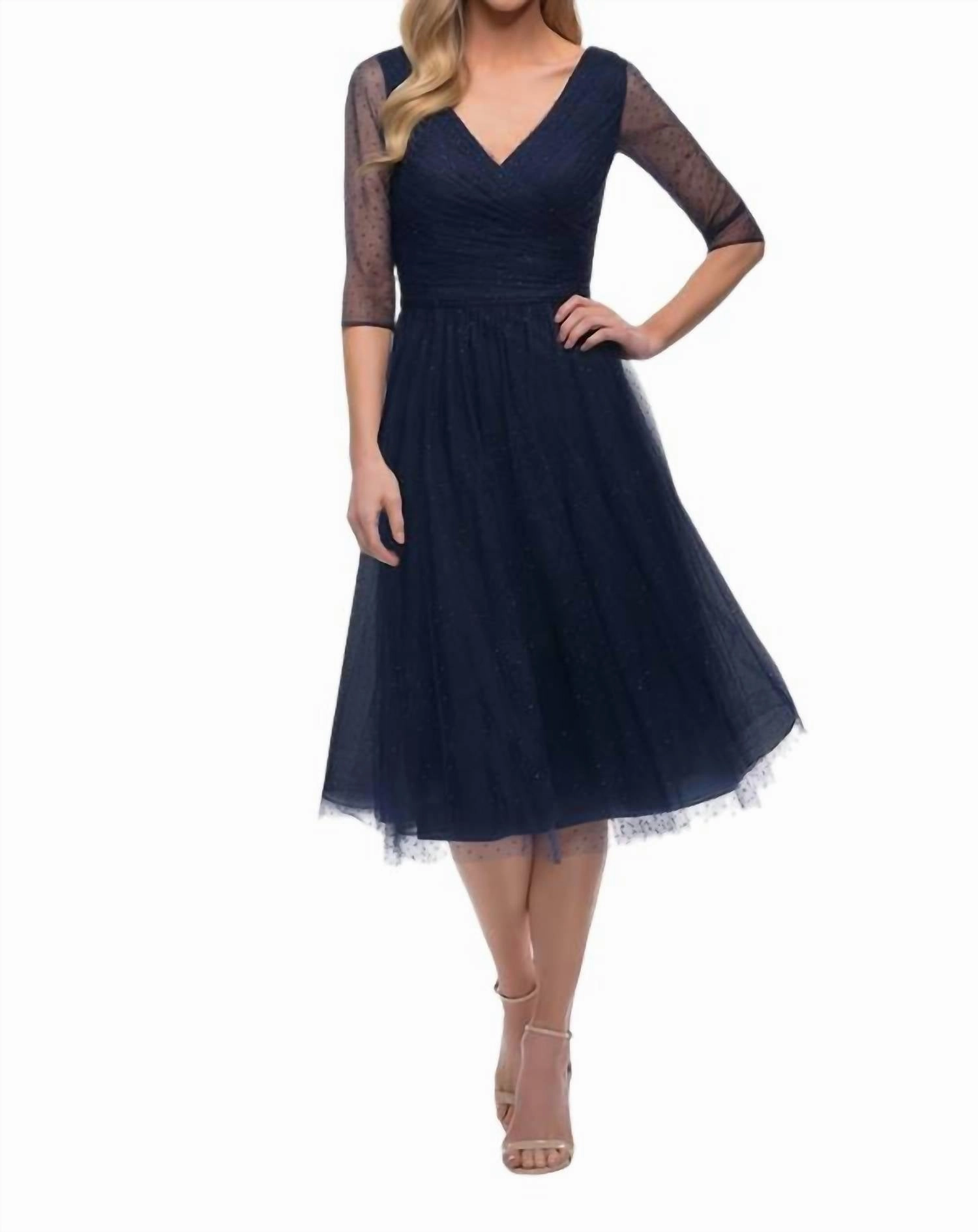 Leg Elongating Seamless Finish Prom Dress In Navy