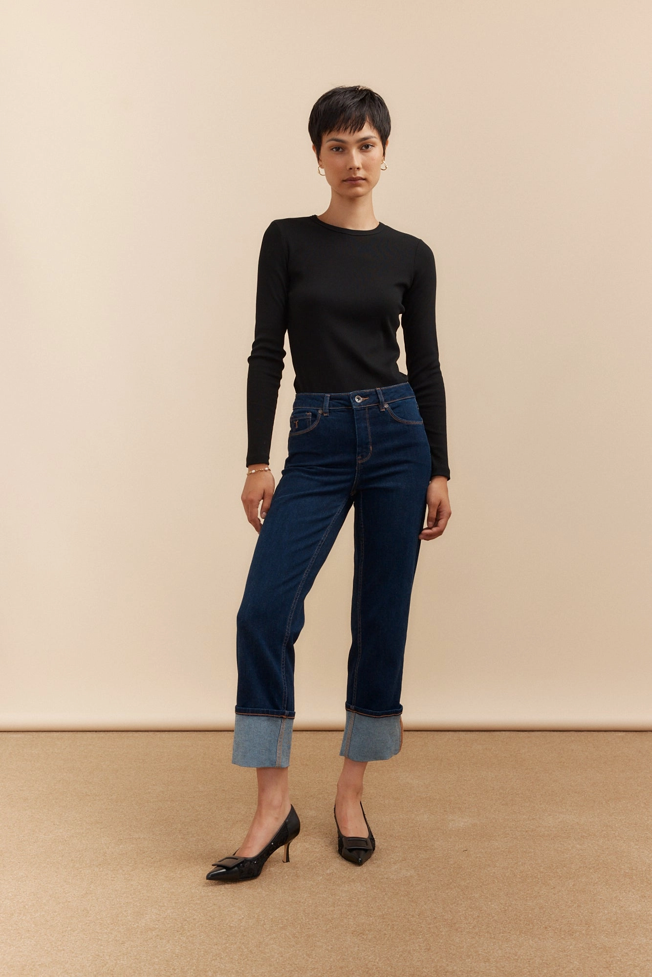 Soft Core Natural Fit Cuffed jeans with urban cut