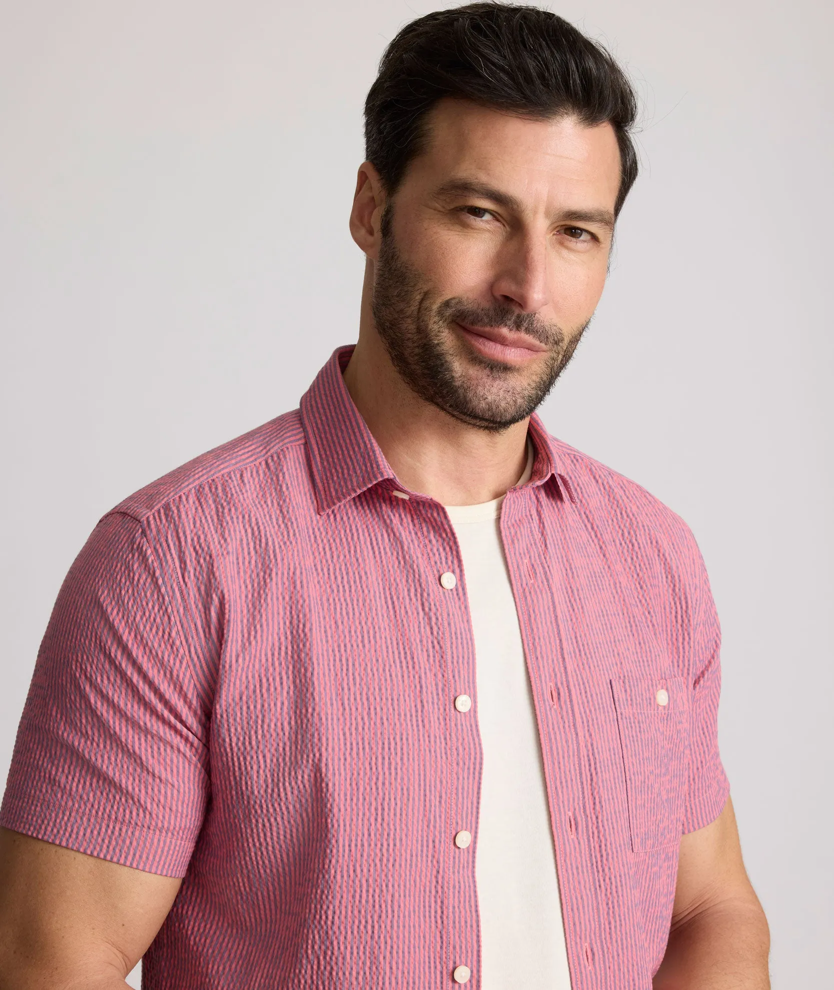 Performance Short-Sleeve Seersucker Shirt Striped Design Contemporary Look