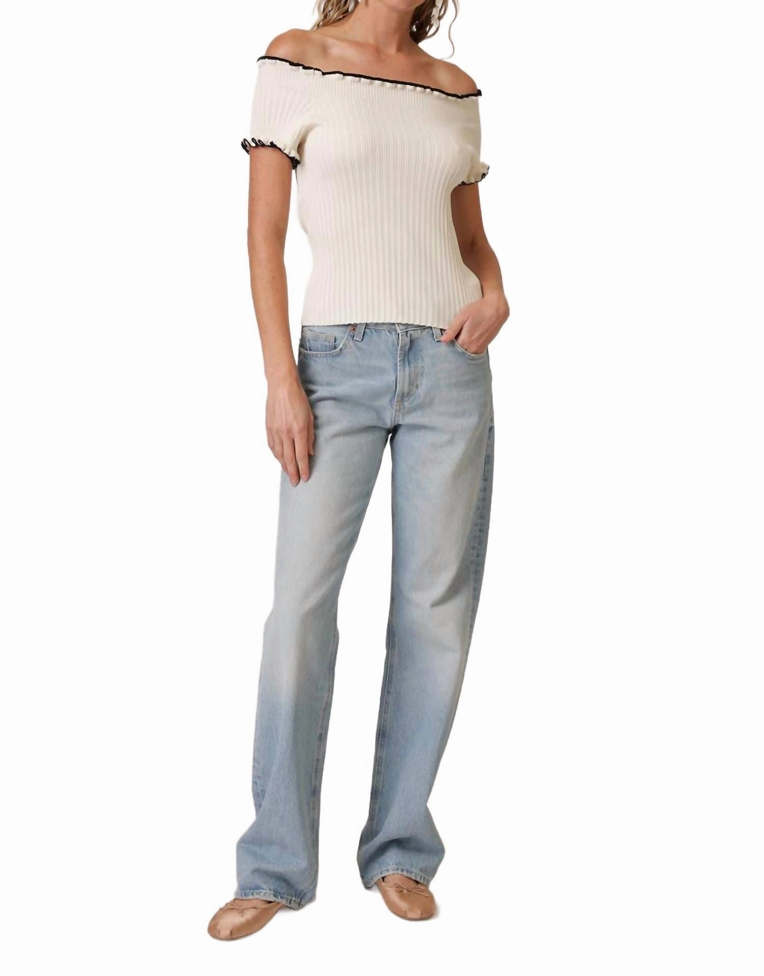 Reonny Of The Shoulder In Cream/black Moisture wicking Everyday Comfort Wear