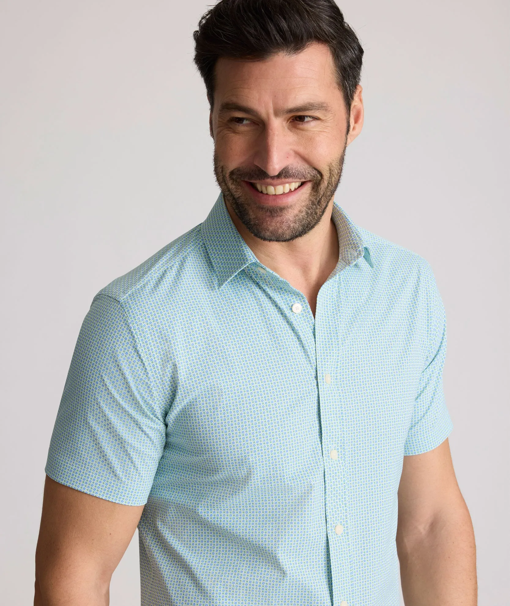 Performance Short-Sleeve Shirt Social Meetup