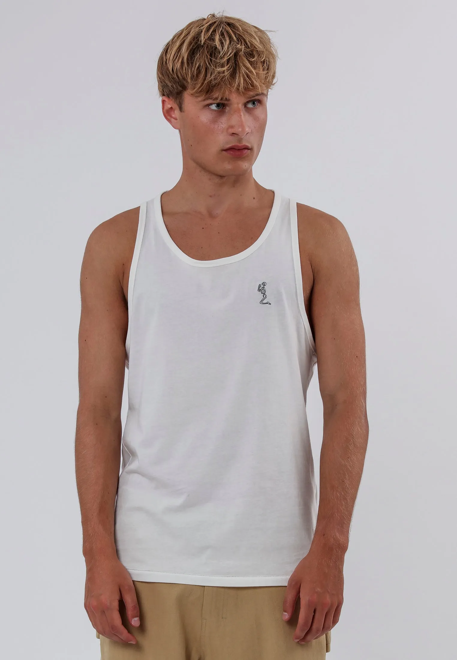 SCAR STITCH VEST OFF WHITE Chic Eco Friendly Material