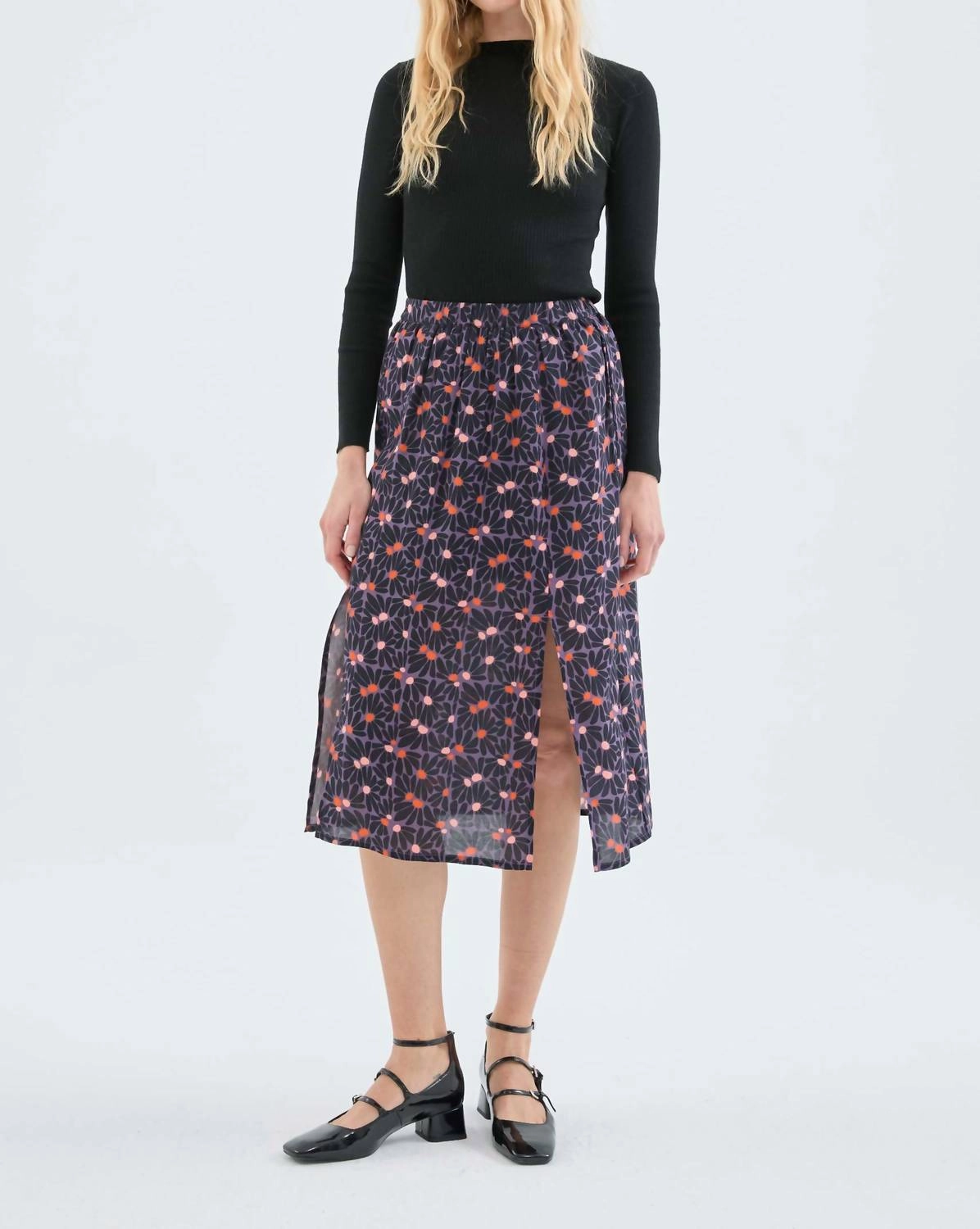 Daily Fashion Madison Floral Midi Skirt In Purple