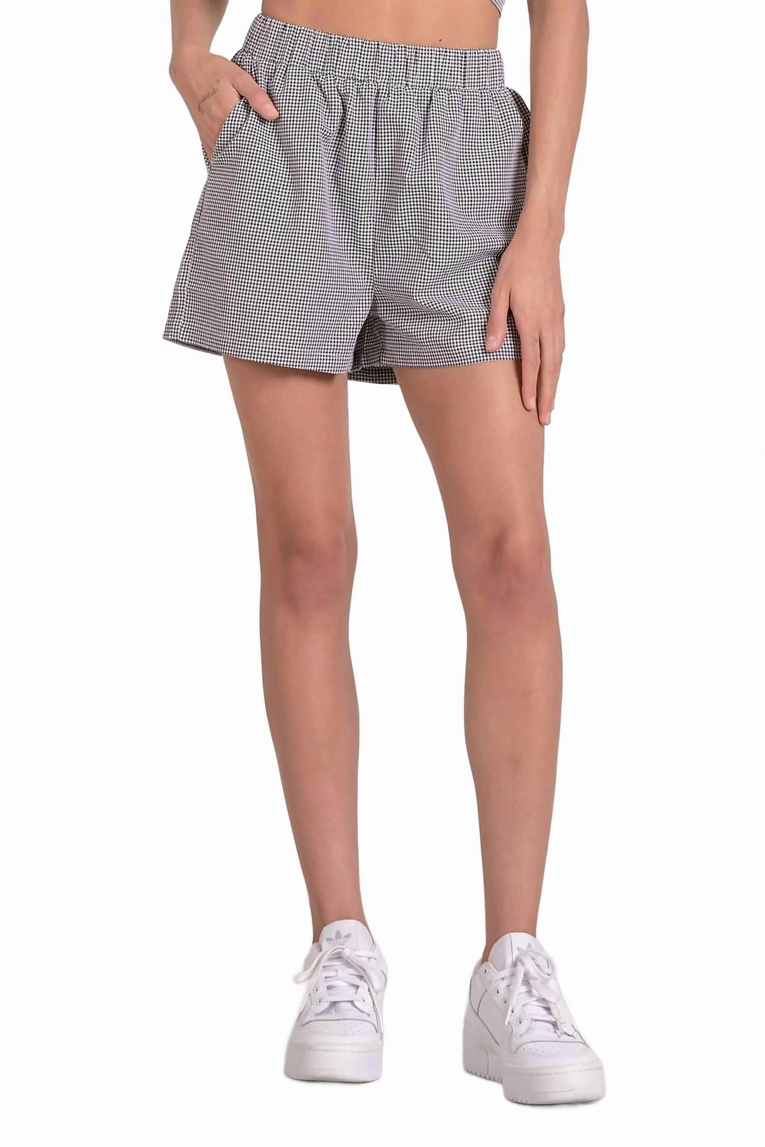 Dari Short In Black Seersucker Tear Resistant Panels