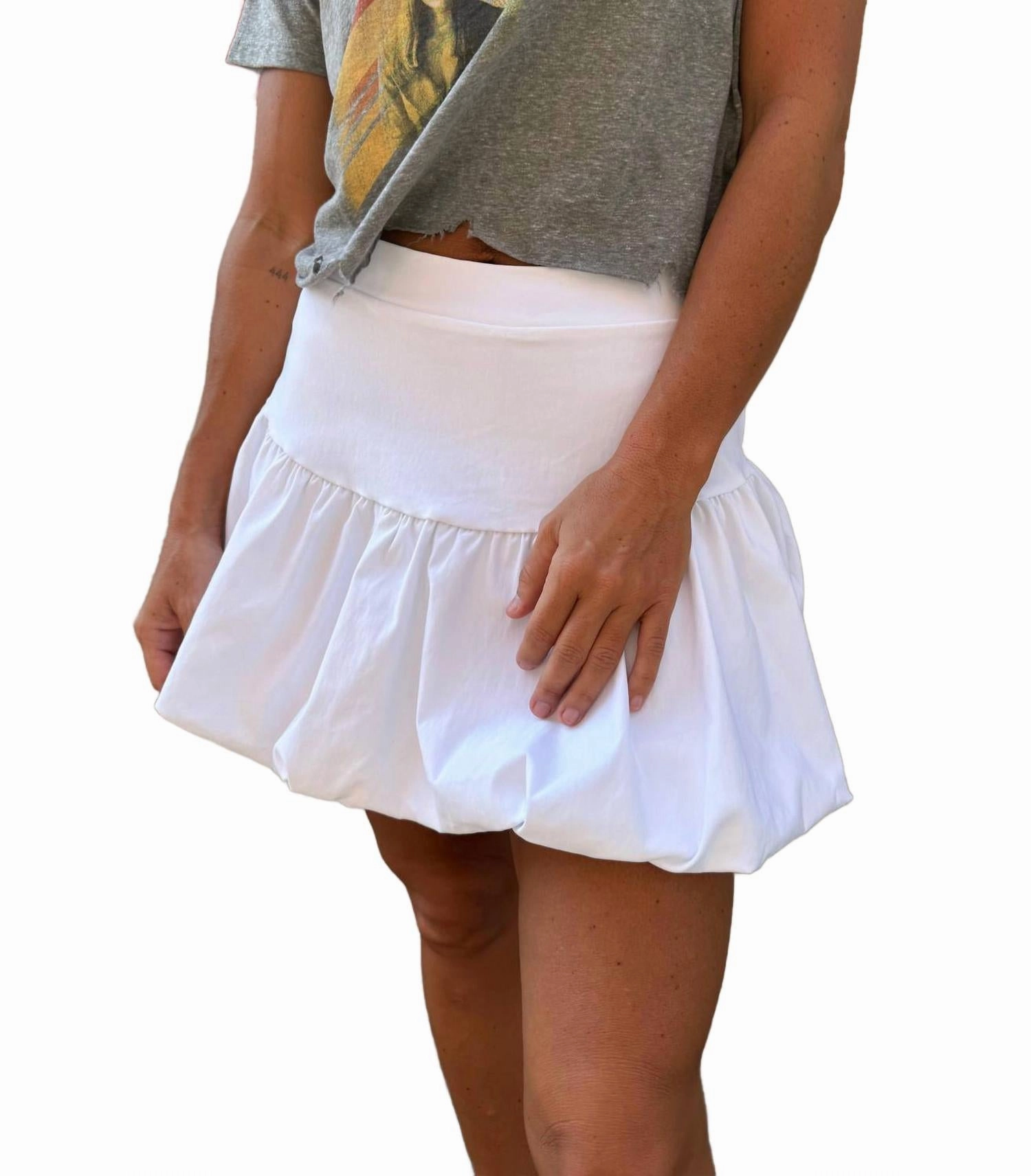 Schooled Bubble Mini Skirt In White Style Moment Shape Enhancing