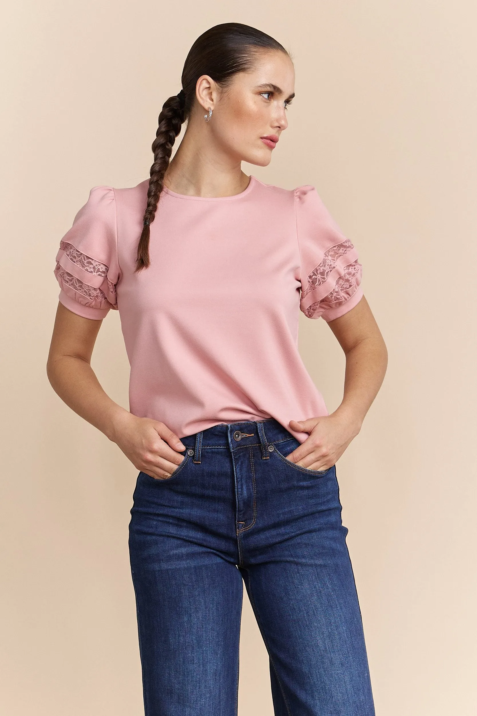 Short sleeve top with mesh insert Chilly Day Style