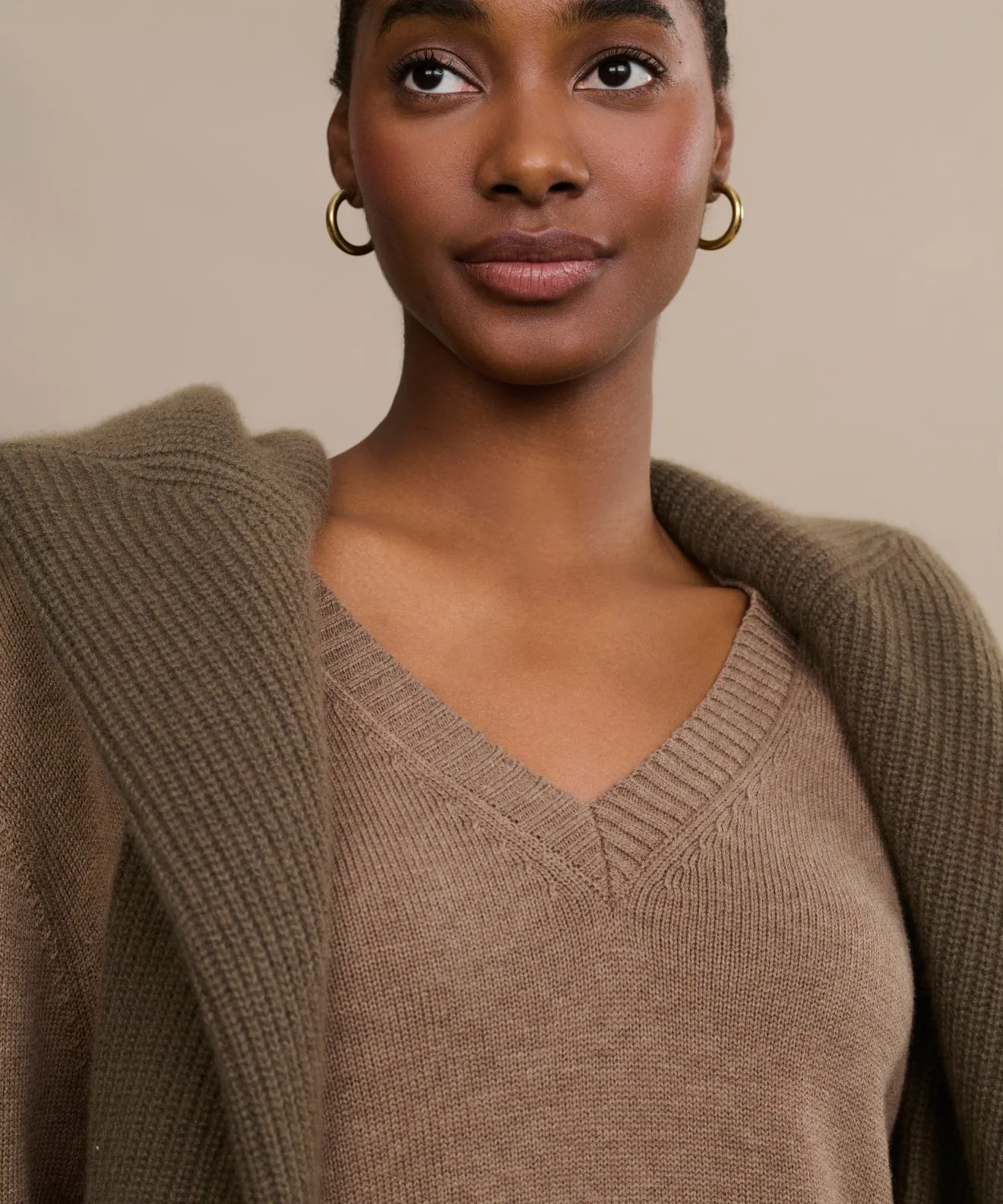 Simone V-Neck Snug feel Elegant Look