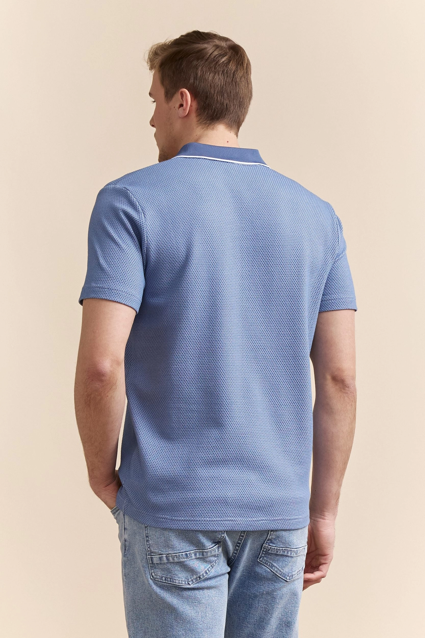 Twill Tape Reinforcement Everyday Essential Jacquard polo with rib detail