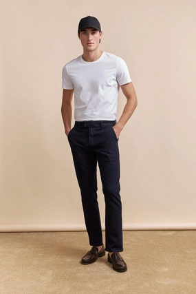 Everyday Outdoor Enthusiast Vibrant Slim jean with slash pockets