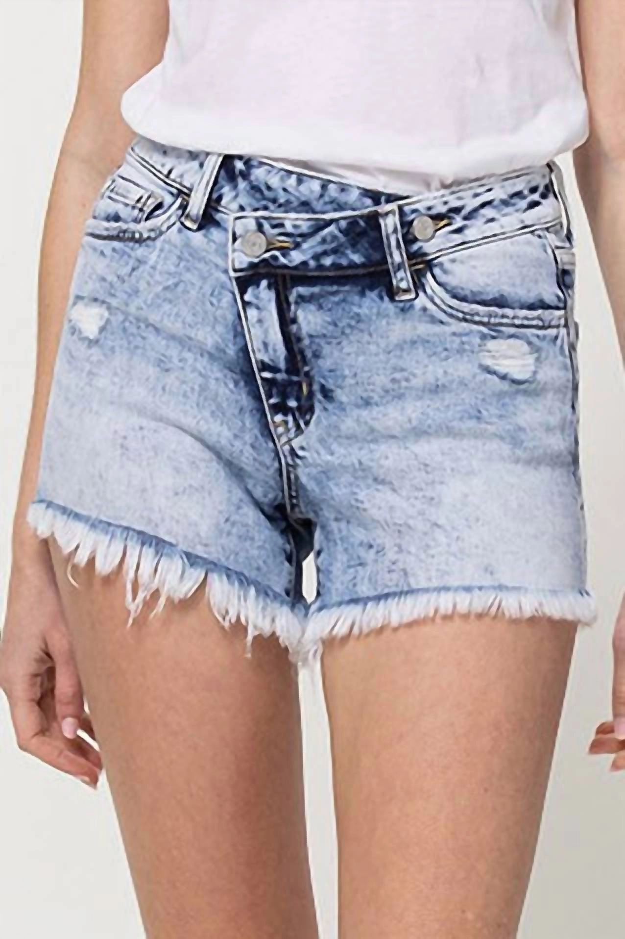 activewear option Mid Rise Shorts With Criss Cross Waistband In Holly
