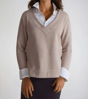 Seamless construction Power Vee 'sweater' Sweatshirt In Camel