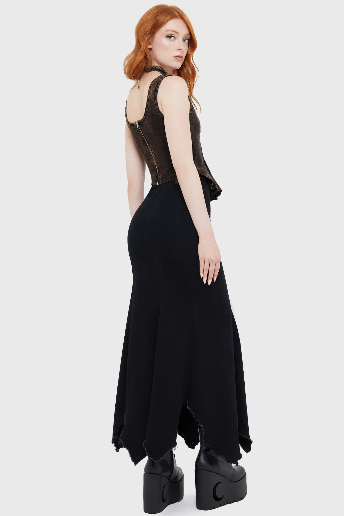 Airy Comfort Sanguinity Skirt