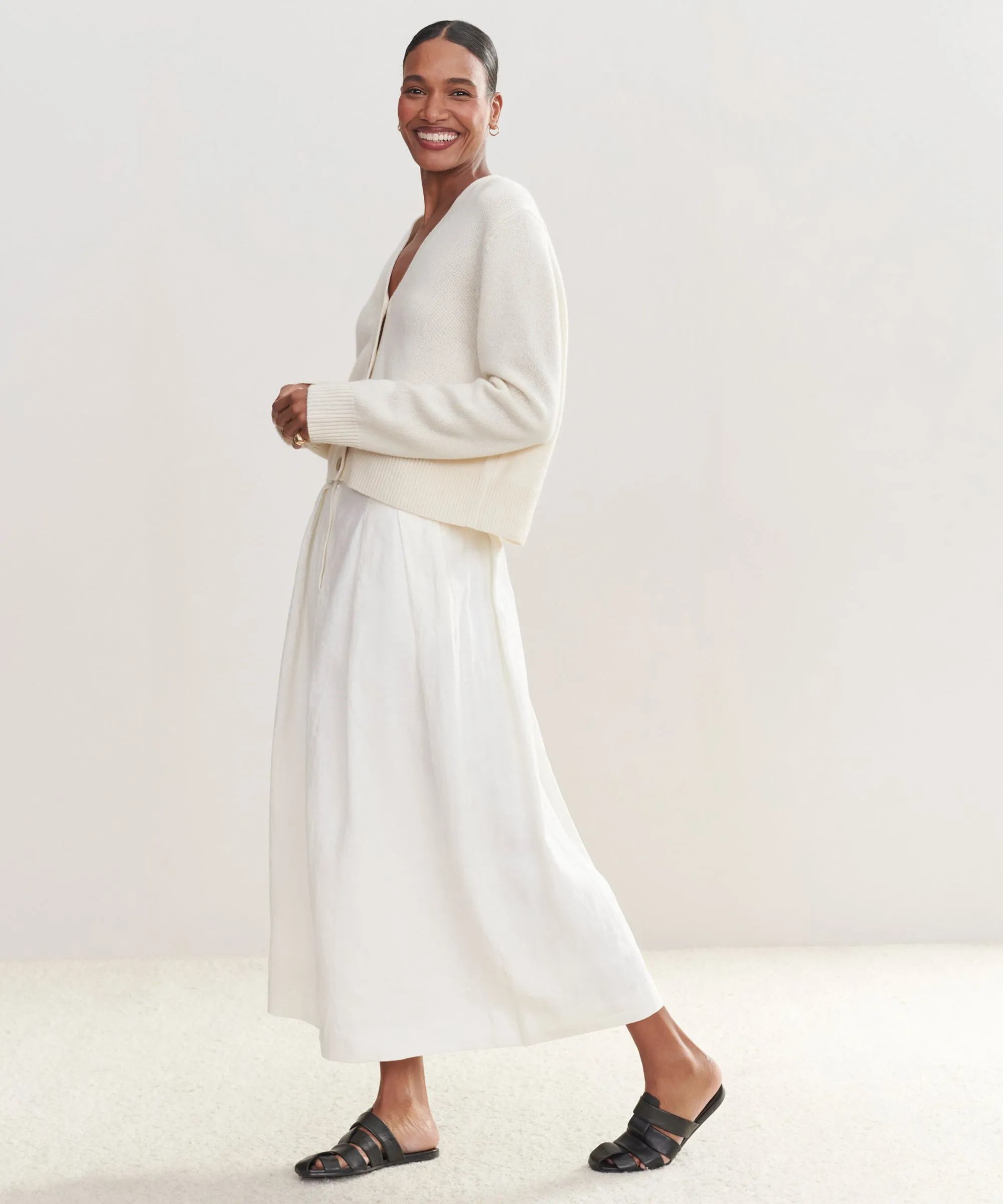 Cold Daywear Light Cover Cashmere Colette Cardigan