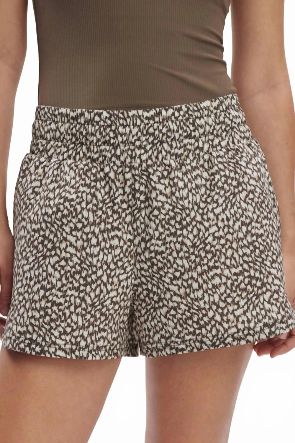 Kallin Short In Feather night out outfit