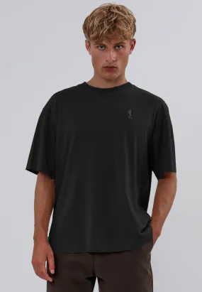 BATTLE DISTRESSED T-SHIRT BLACK Chic Cut Sophisticated Casual