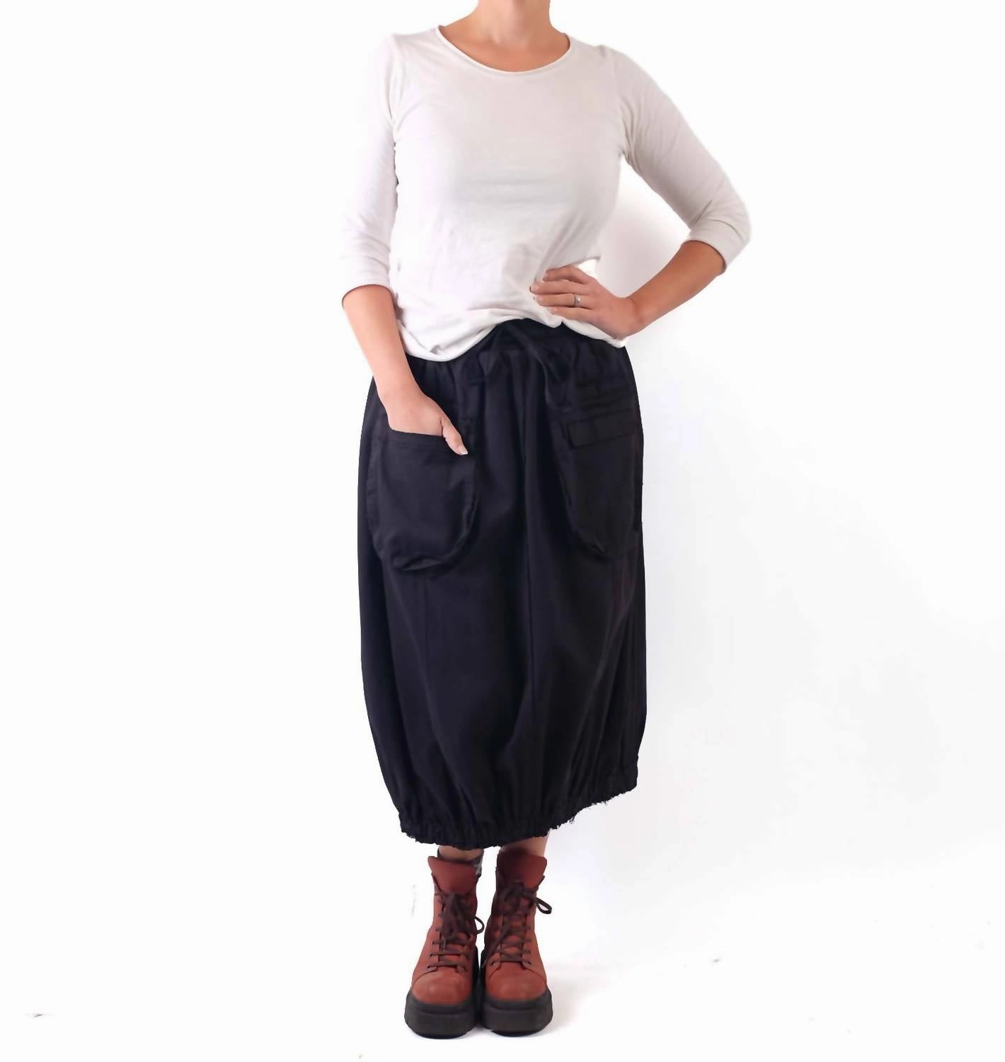 Outdoor Outfit Start Cotton Skirt In Black
