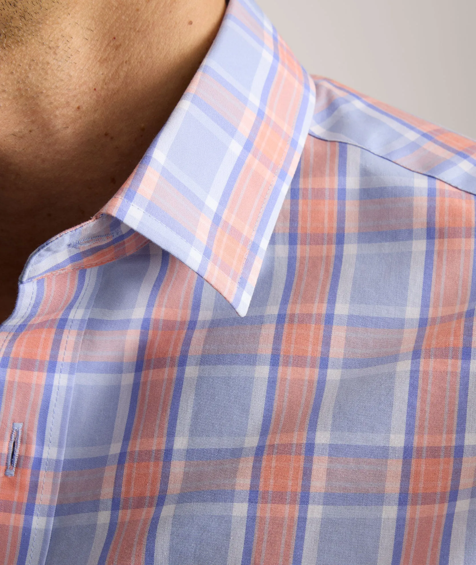 Wrinkle-Free Ravenswood Shirt Durable Material Easy Styling