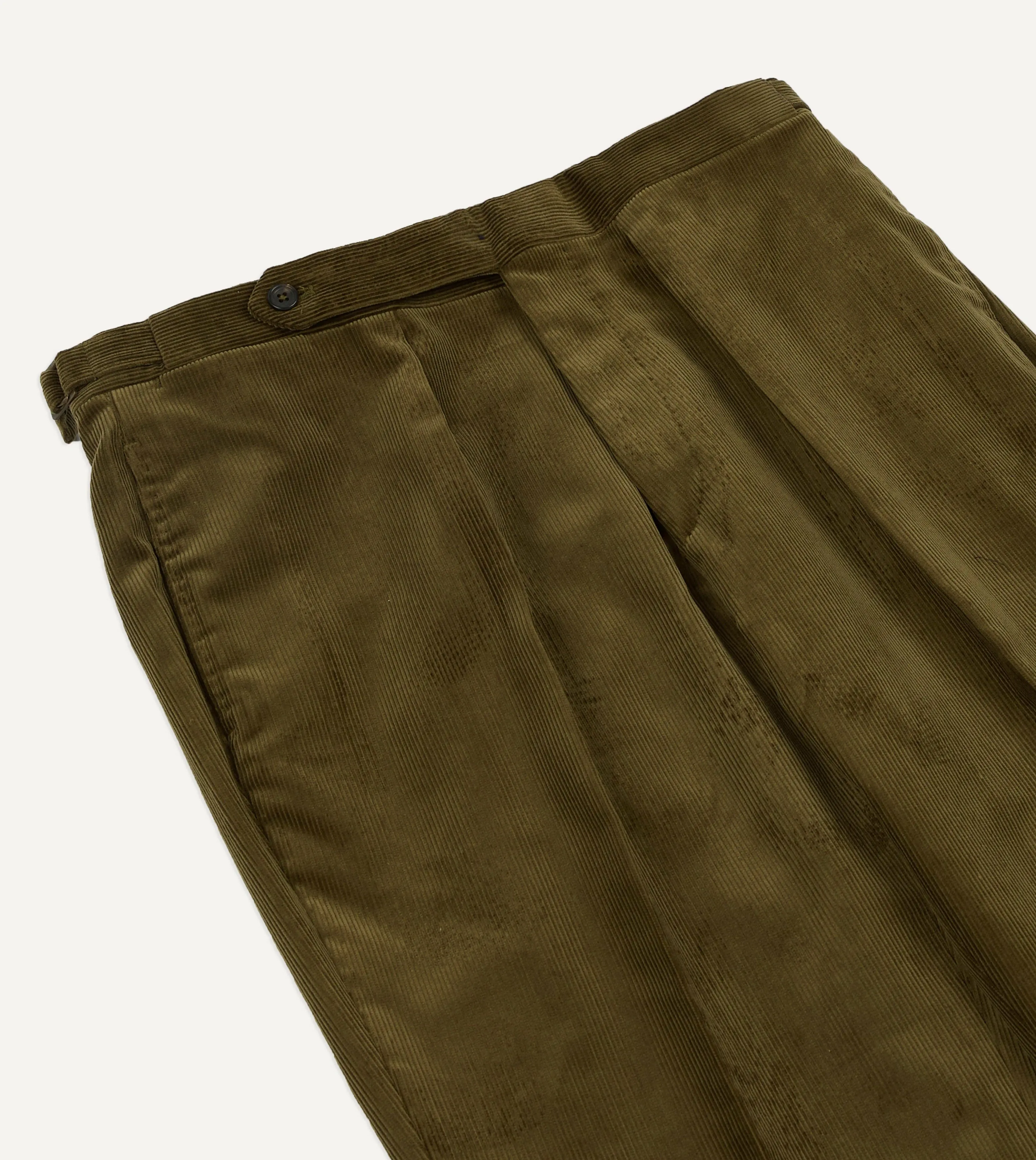 Olive Mid-Wale Corduroy Single Pleat Trouser Relax Fit Wear