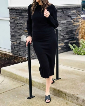 Simple Style Sleek Vibe Ribbed Knit Fitted Skirt In Black