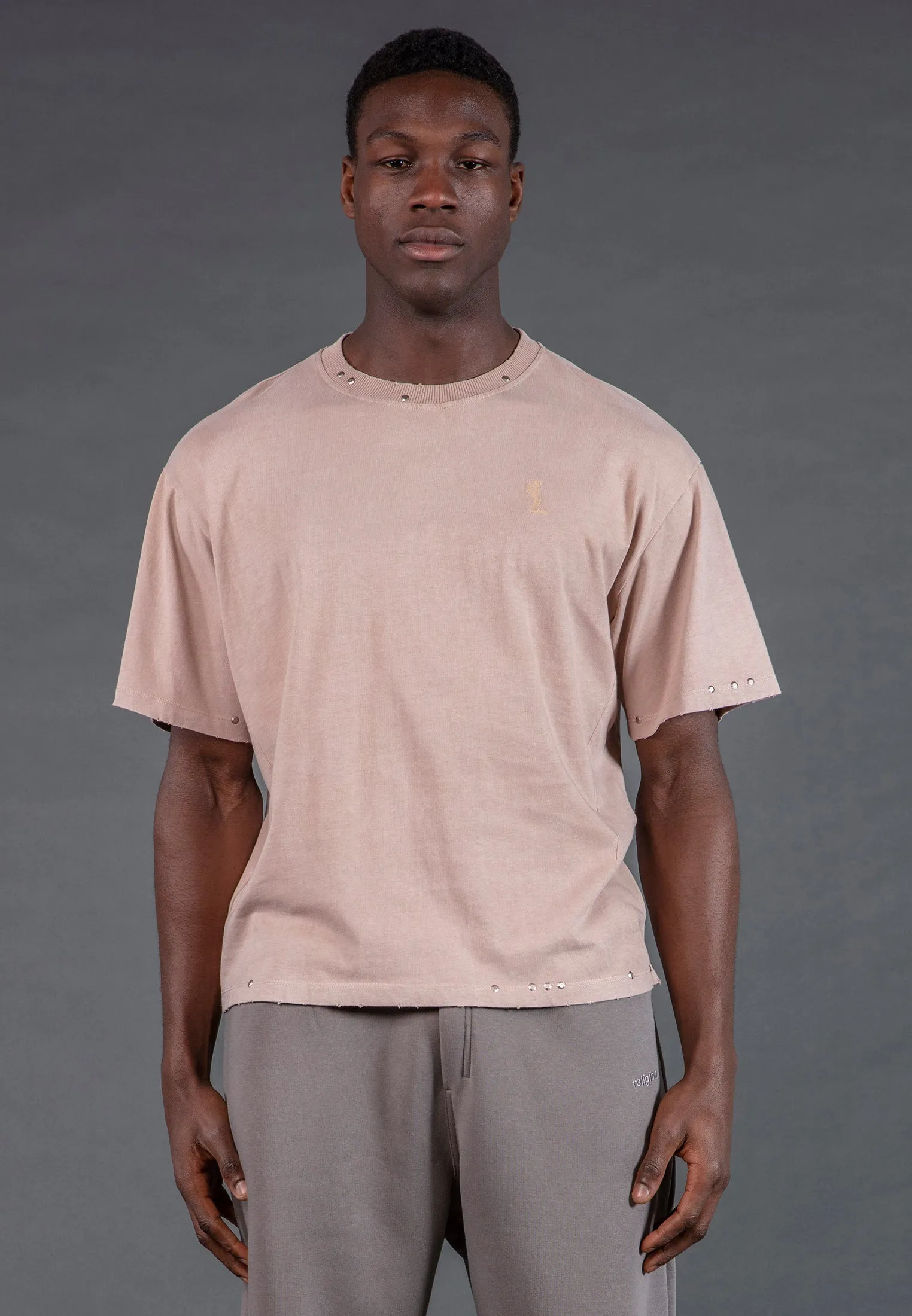 STUDDED T-SHIRT WASHED PINK Essential Fit Comfortable Weave