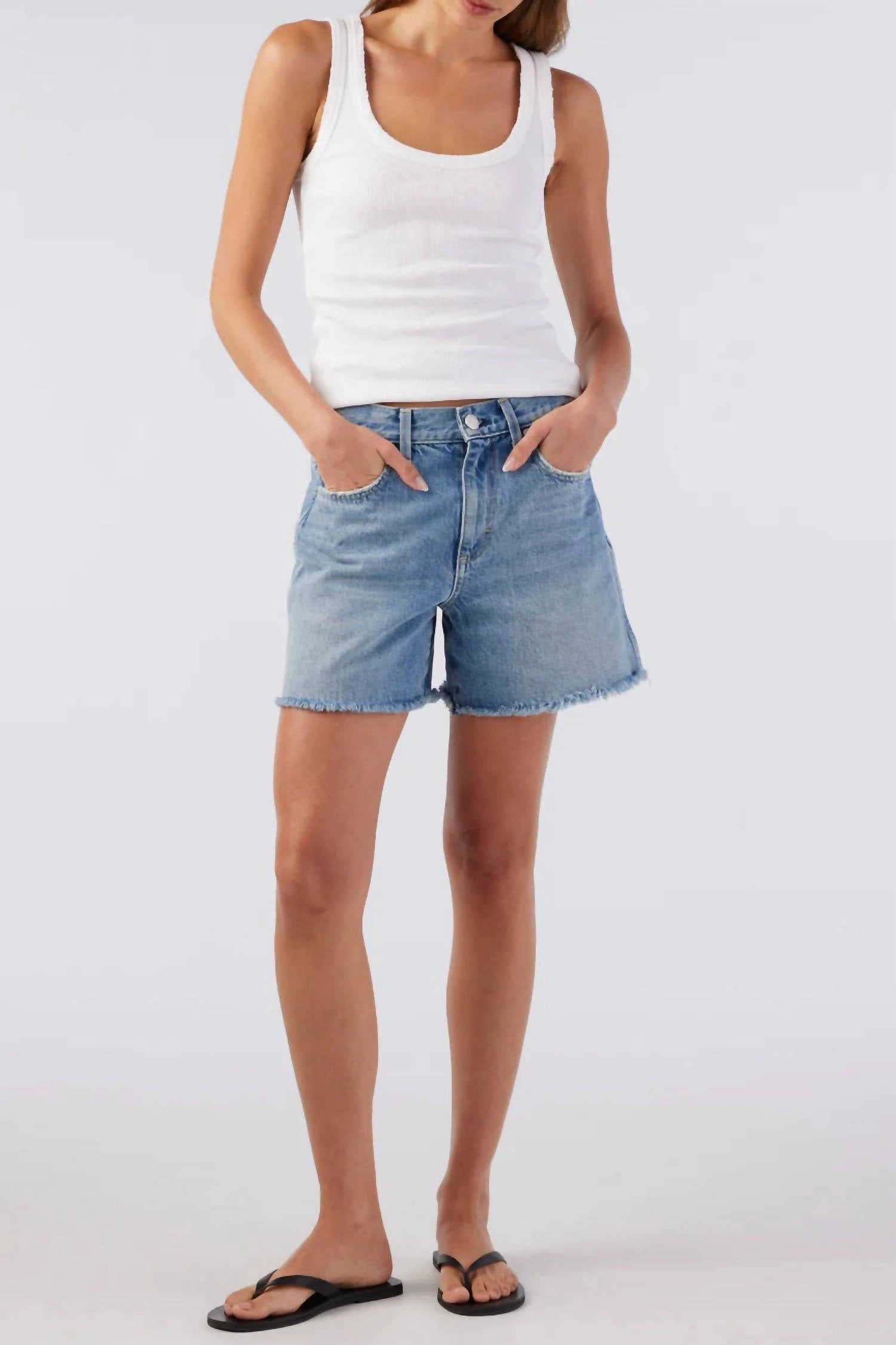 Snag Free Design Seamless Waistband Billie Mid-Rise Denim Short In Free Spirit