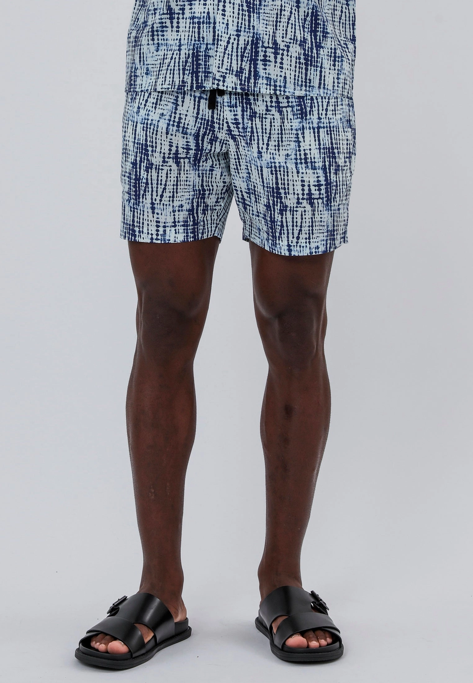 Warm Look DRIP DYE SHORTS WHITE & BLUE