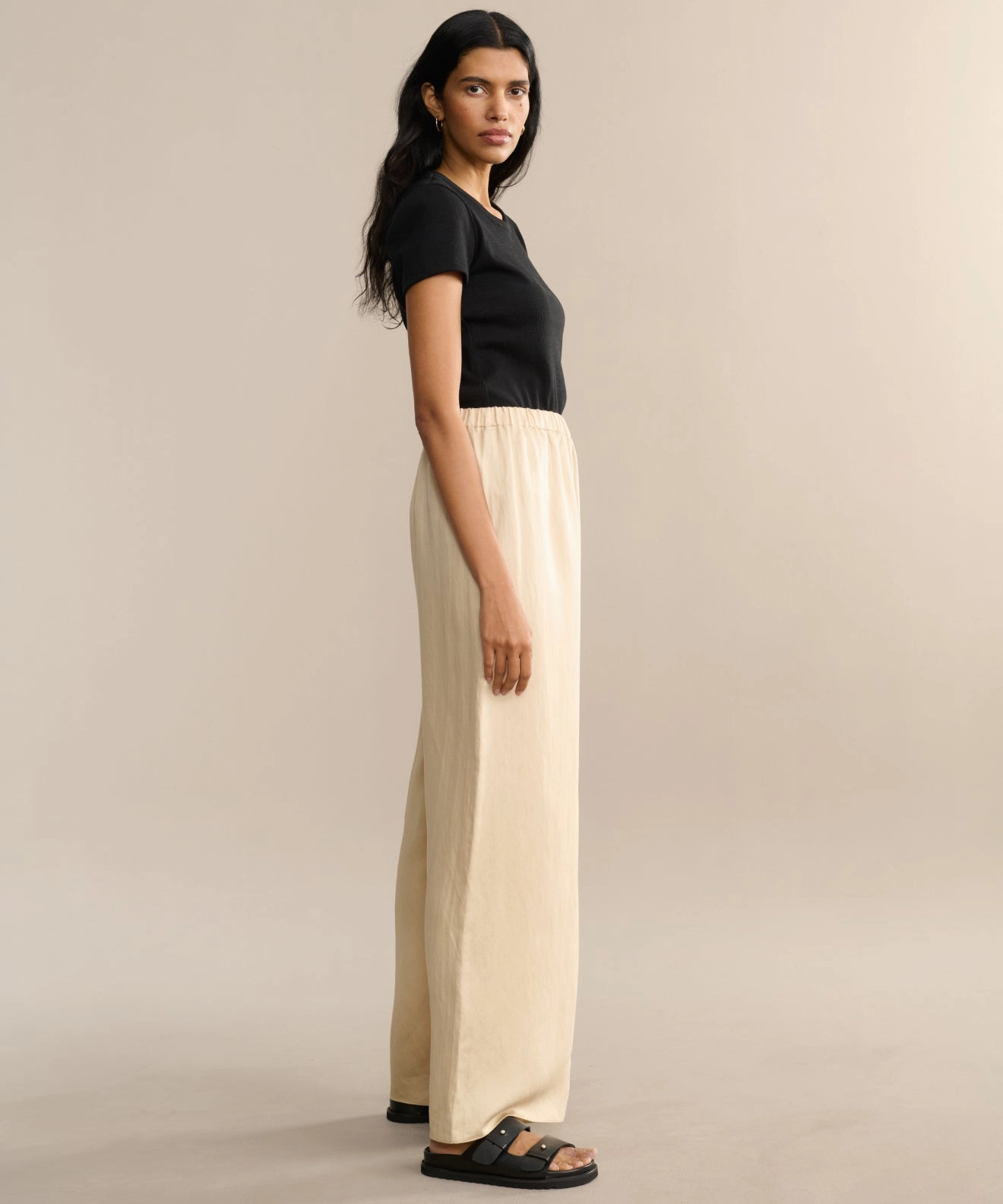 Minimal Waistband Easy Flex Design Summer Demi Pant