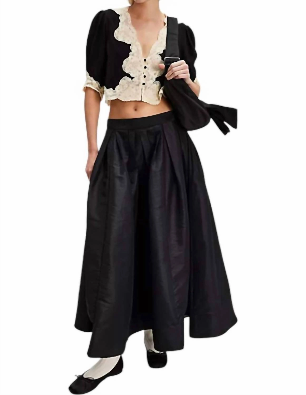 Emilia Full Skirt In Black Contoured Waist