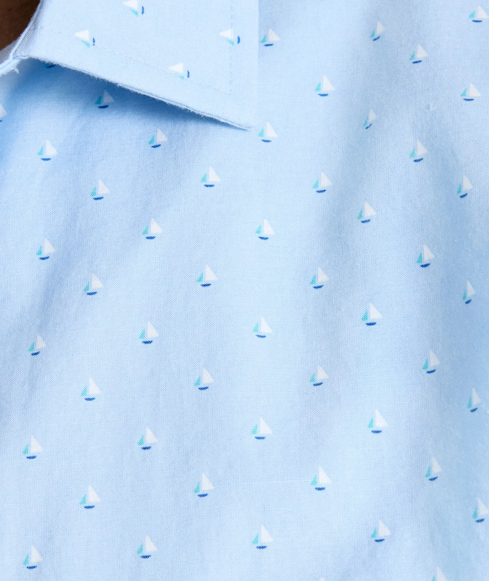 Summerweight Short-Sleeve Quinn Shirt Hidden Placket Pocket Detail