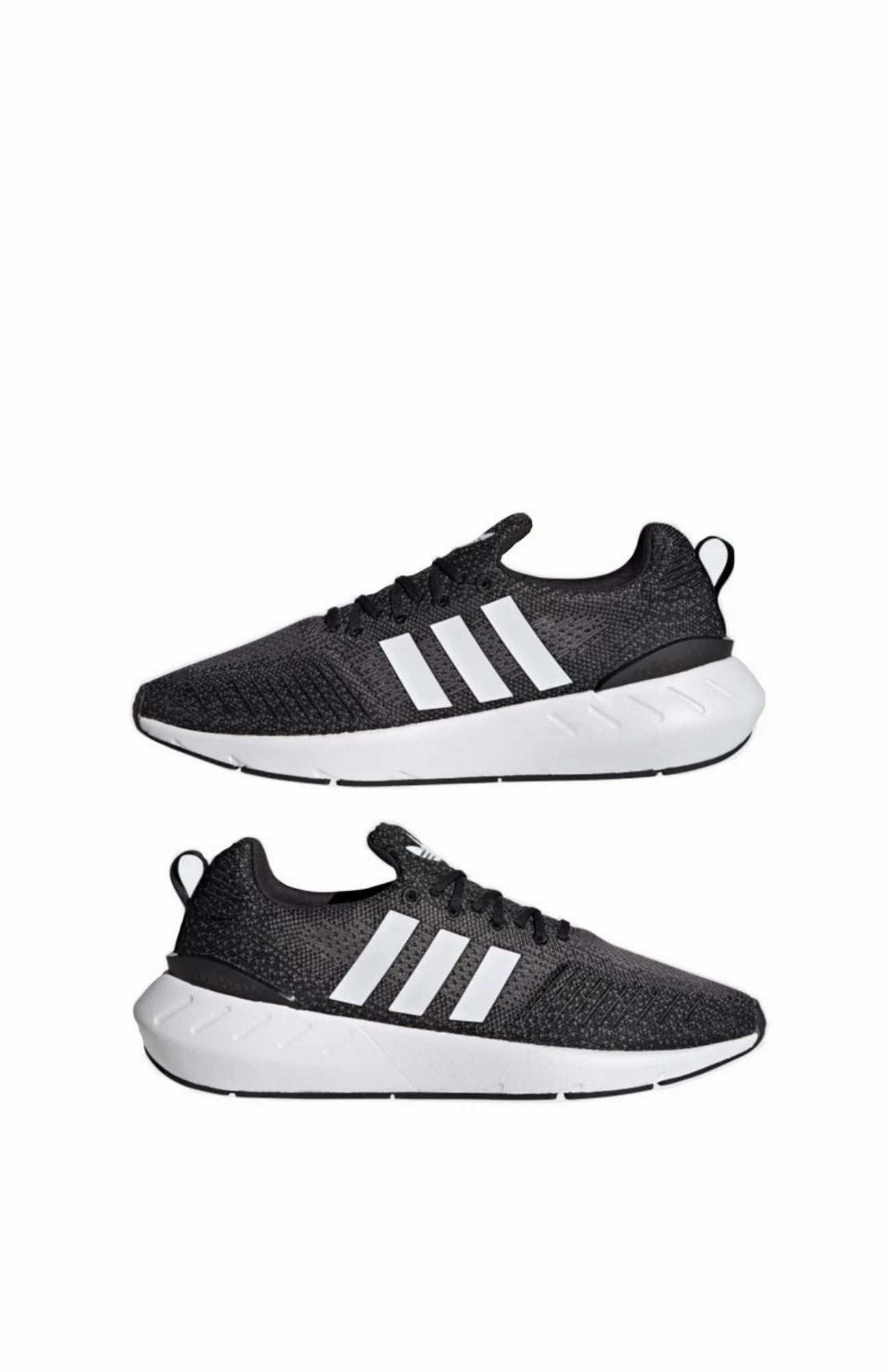 Mid Top Swift Run 22 Shoe Core Black White