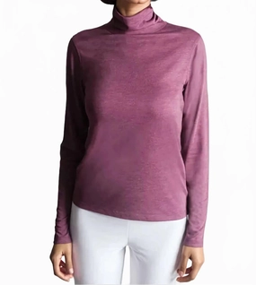 Take-Out Turtleneck Shirt In Wine Layered Style