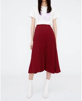 Elvira Pleated Midi Skirt In Red Houndstooth Casual Wear