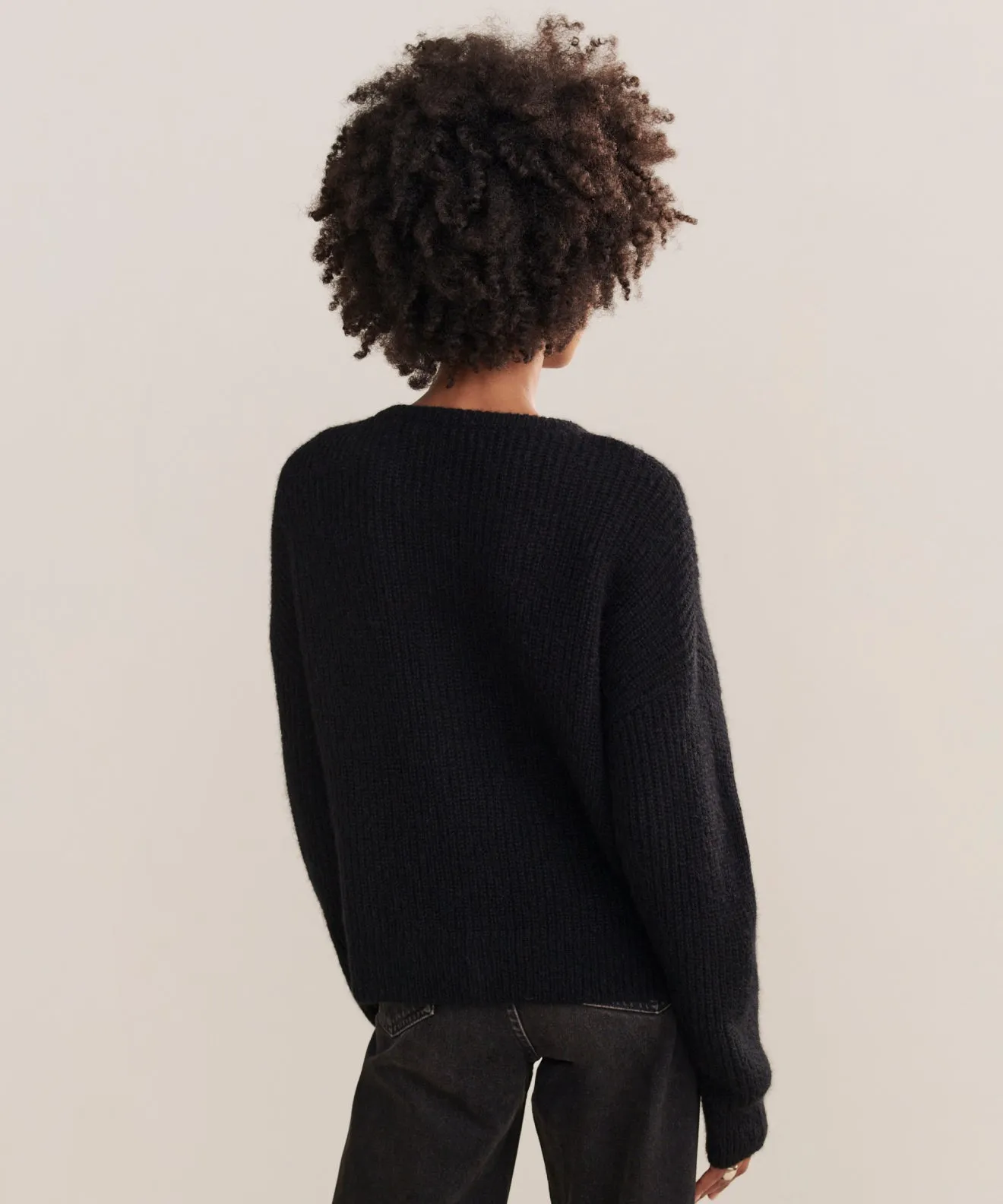 Hayes Crewneck Cardigan Temperature Regulating Wardrobe Classic