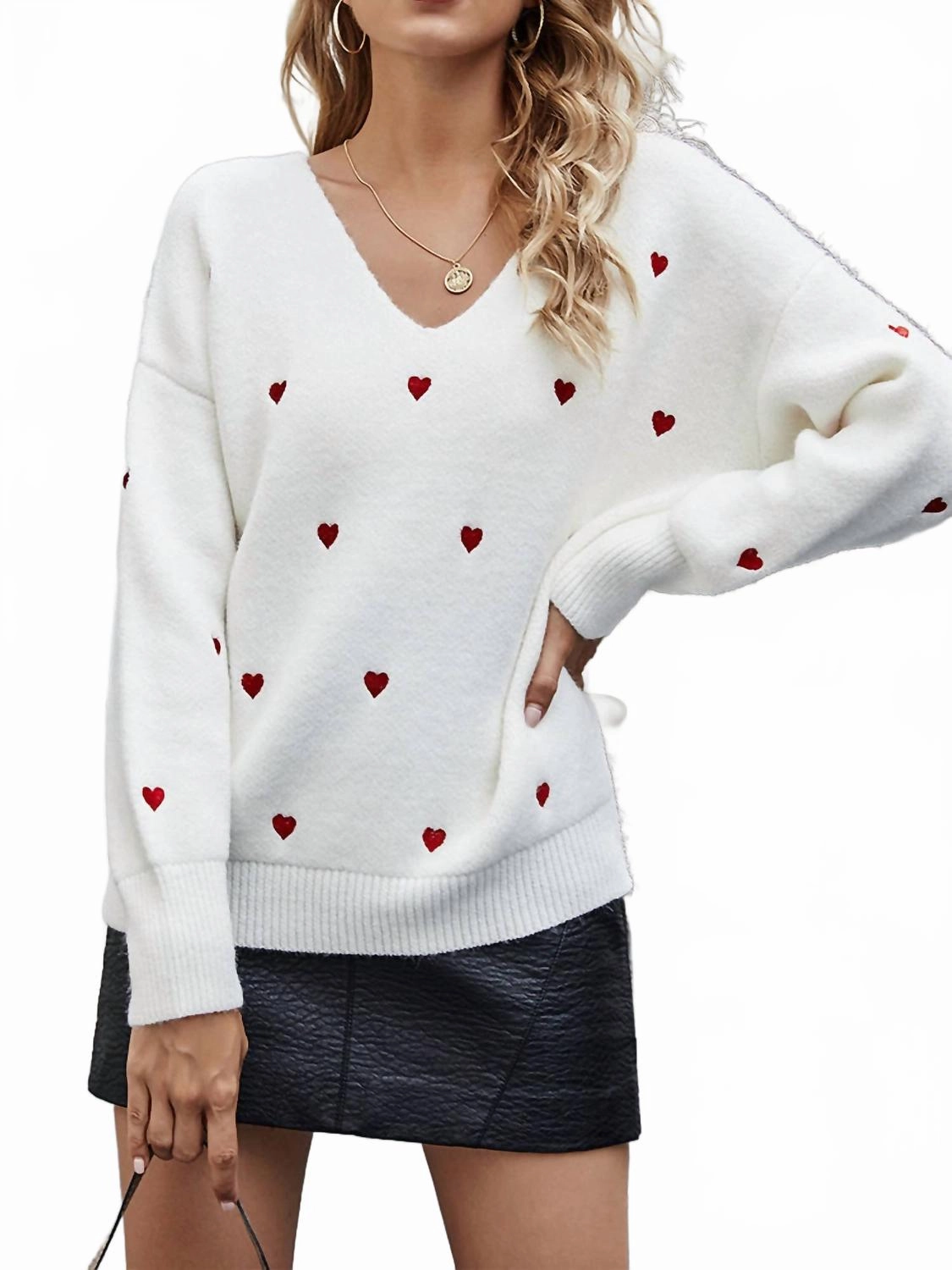 Cozy Fit Wear Layering Piece Heart V-Neck Long Sleeve Sweater In White