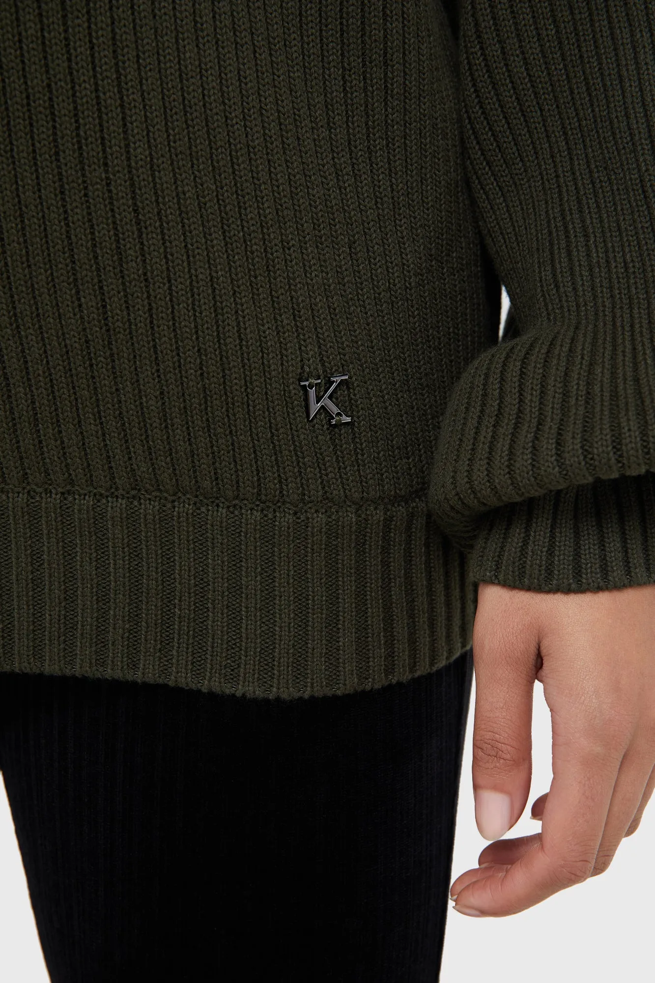 Belinda Sweater [KHAKI] Cold Mornings Lightweight Design