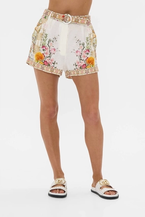 Tuck Front Shorts In Egyptian Rose t shirt