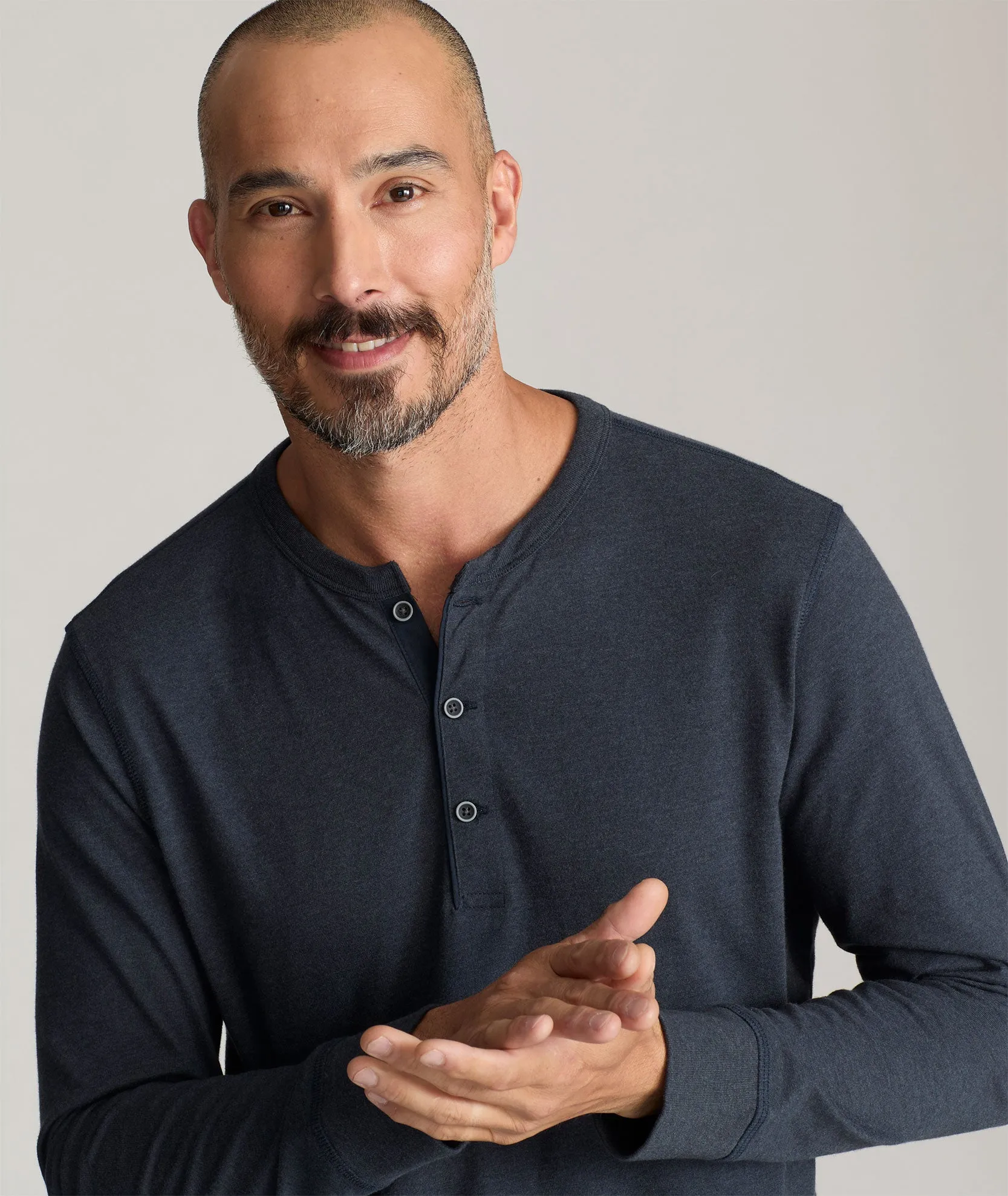 Ultrasoft Henley Relaxed Comfort Look