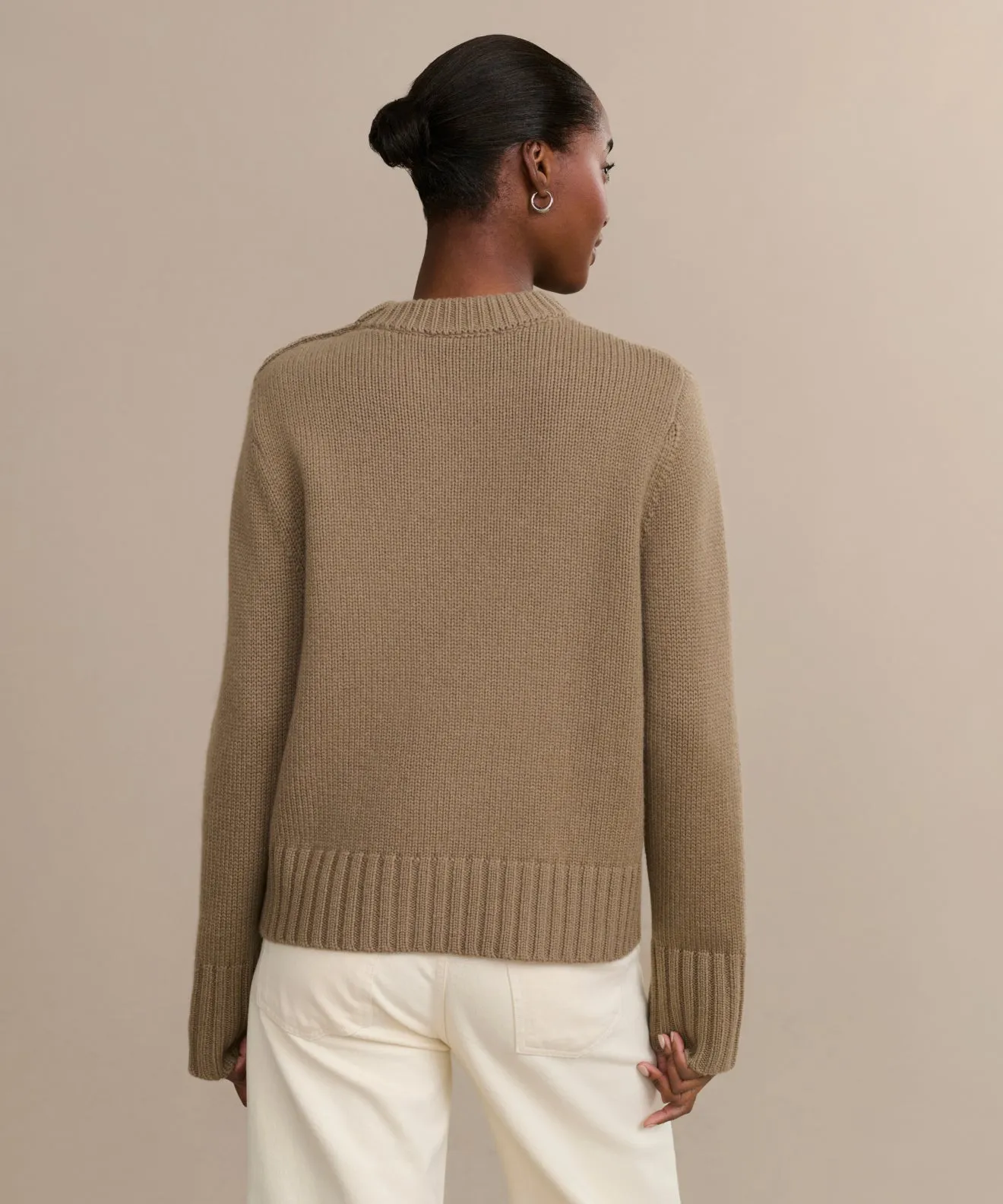 Day To Night HighElasticity Fabric Grace Crewneck