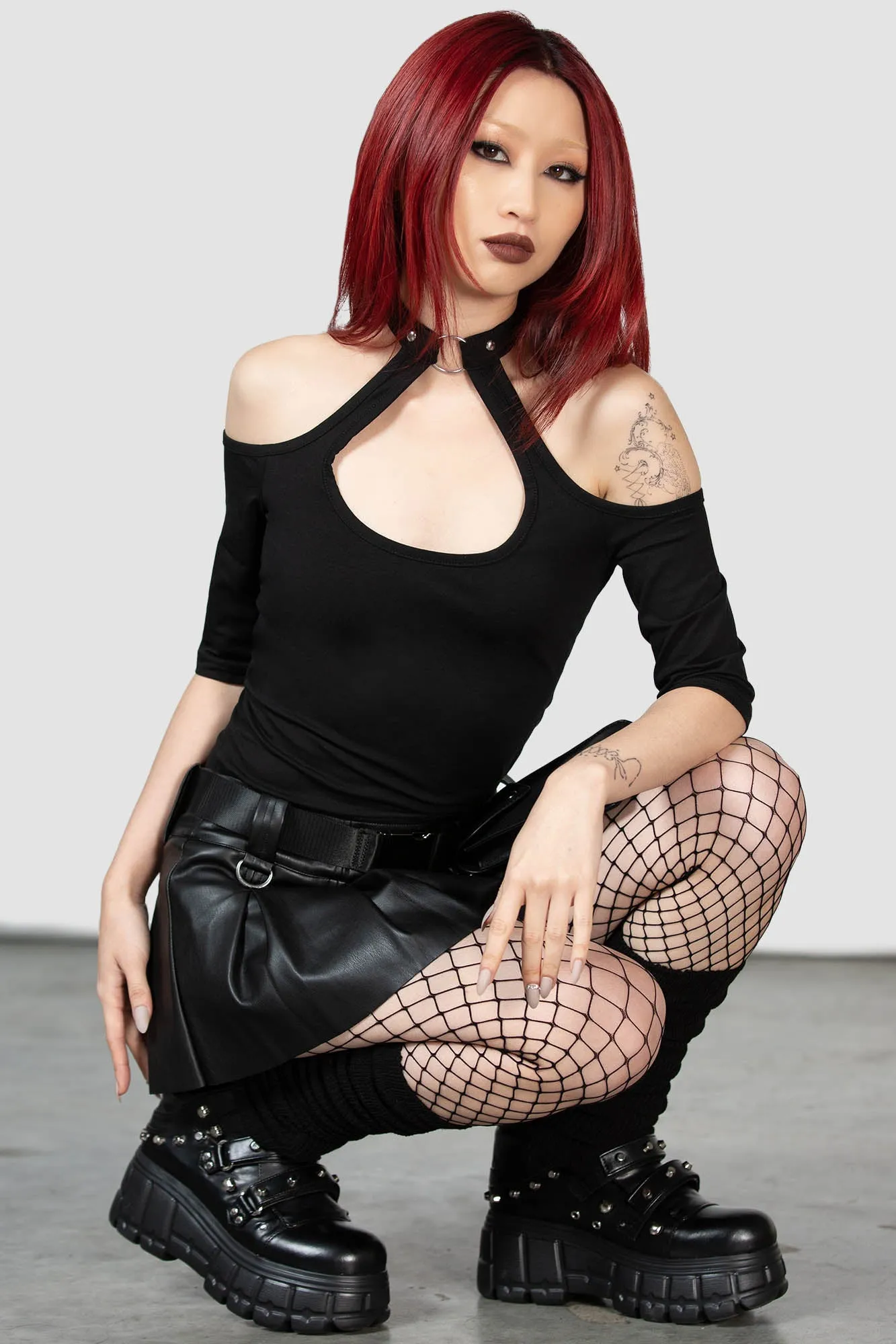 Weekend Comfort Wear Urban Look Seraphina Choker Top [B]