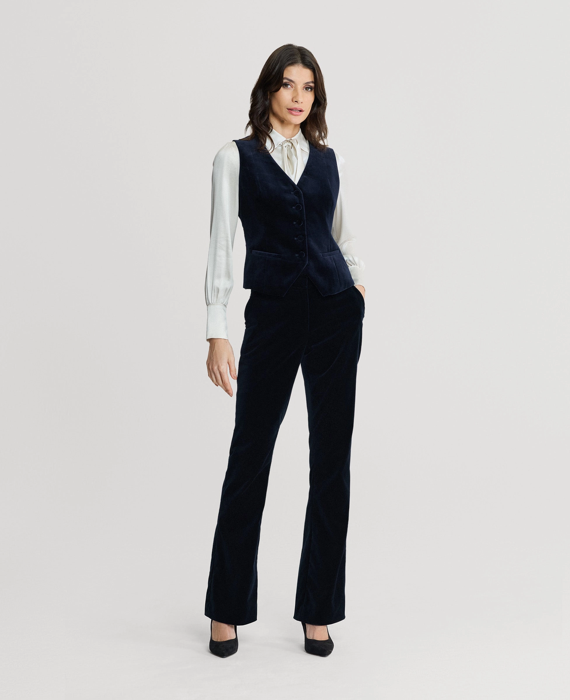 No Fuss Fit Casual Fit Design Mayfair Velvet Trousers