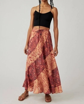 Sleek Detail Jackie Maxi Skirt In Brick Combo