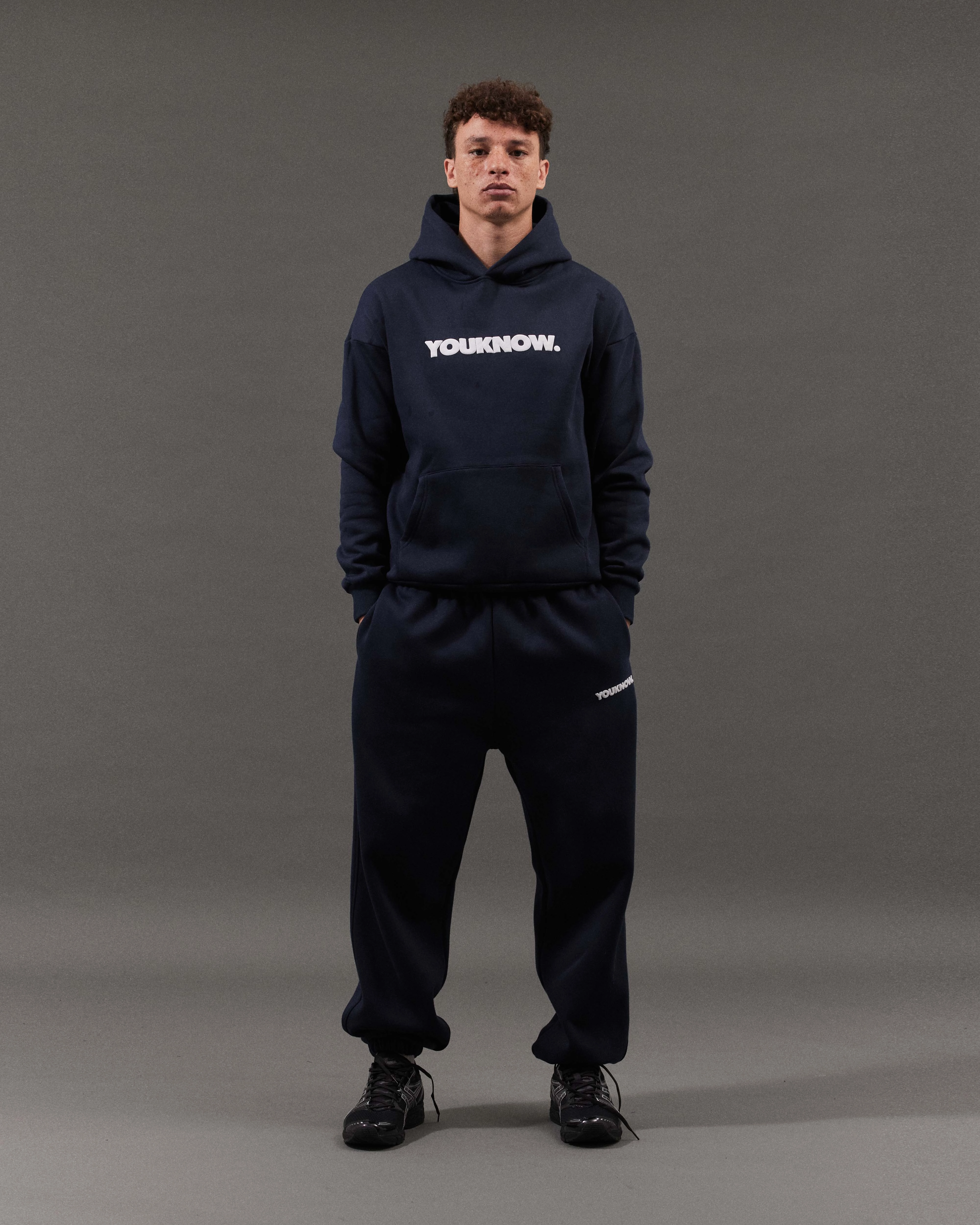 Minimalist Fit BLOCK CUFFED SWEATPANTS | Navy