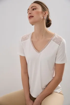 Geometric Pattern V neck lace yoke t-shirt