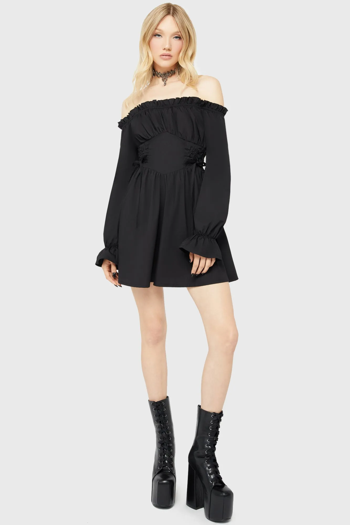 Venomira Dress Chill Detail