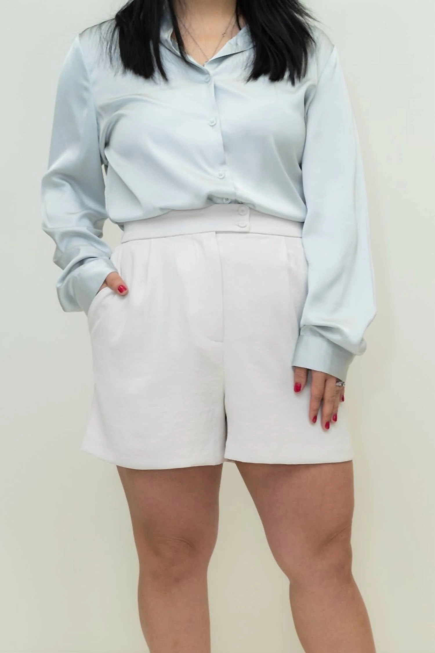 Sienna Eco-Friendly Tailored Shorts In Stone StretchWaistband